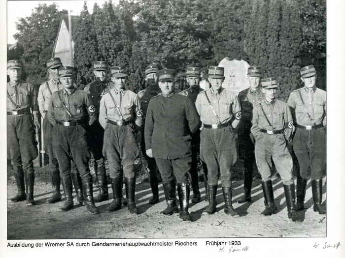 Heinrich Sandt SA 1933